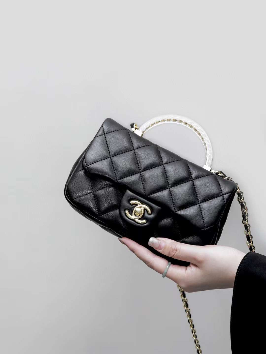 Chanel 24S Resin wrist flap bag view 1