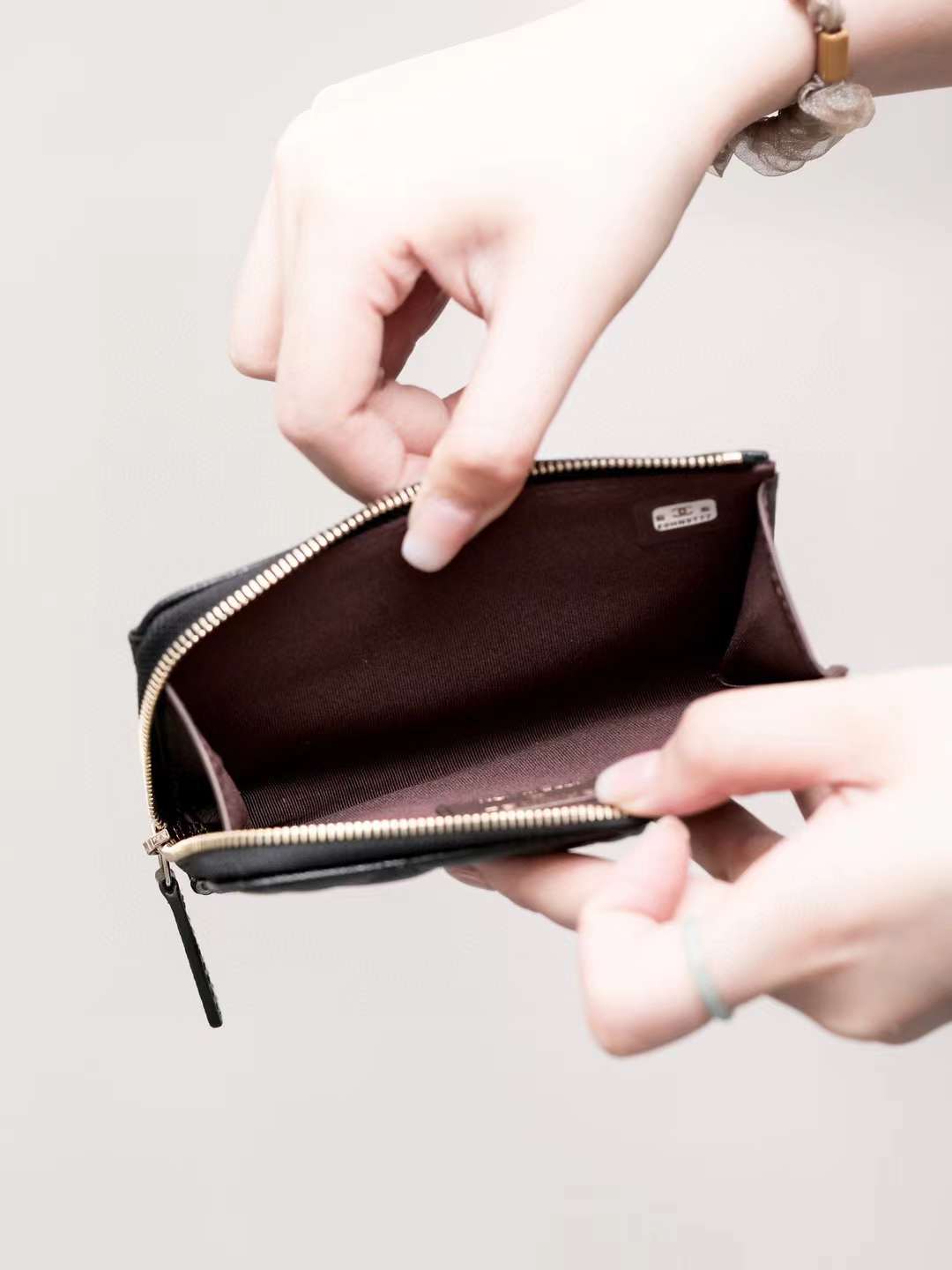 Chanel 2024 NEW coin purse view 3