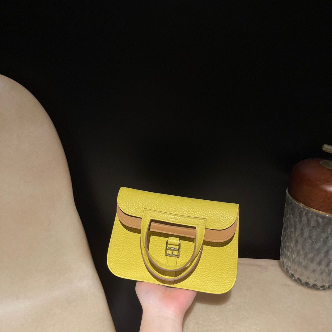 Hermès HALZAN 22 MINI TC 9R&0Mcolour view 1