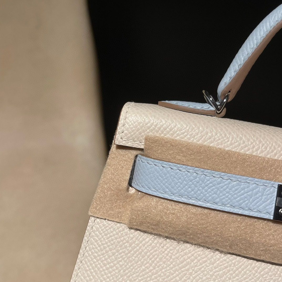 Hermès MINI KELLY 10&T0colour view 3