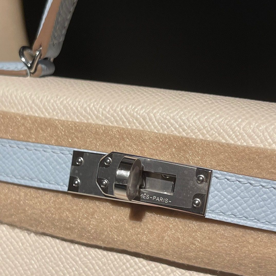 Hermès MINI KELLY 10&T0colour view 4