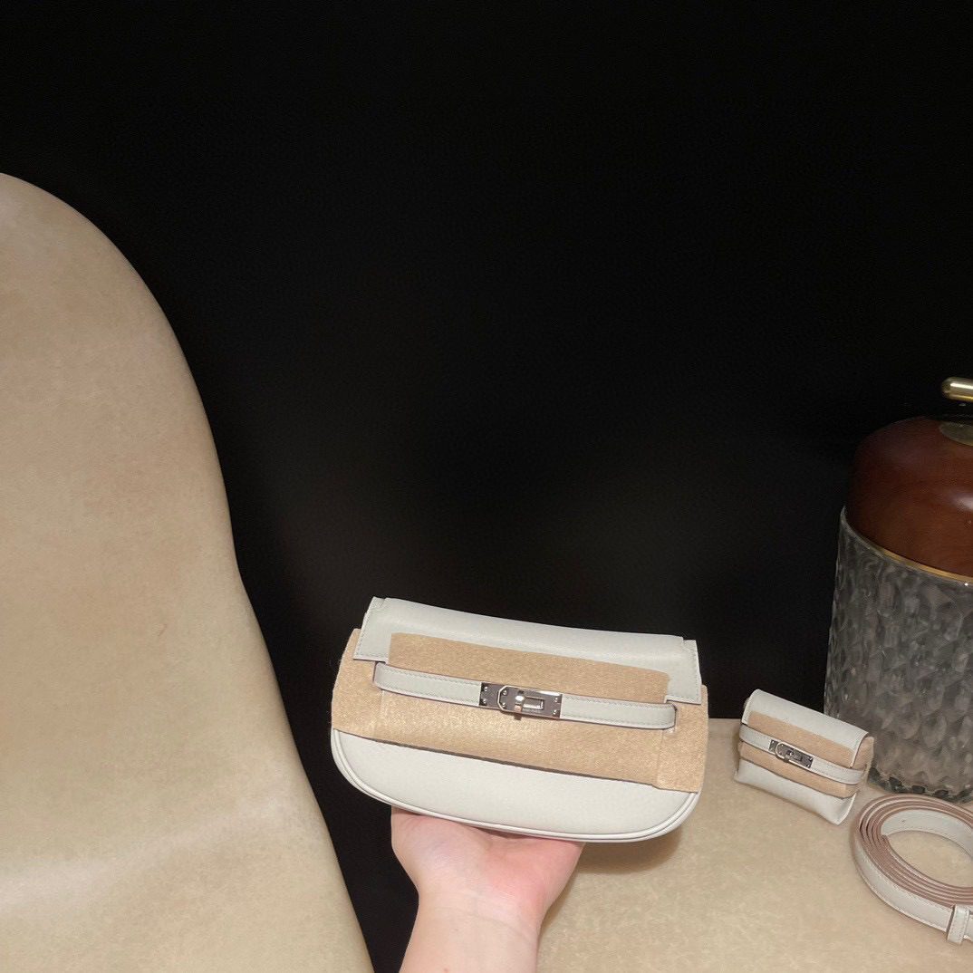 Hermès Kelly Moove Swift M4colour view 2
