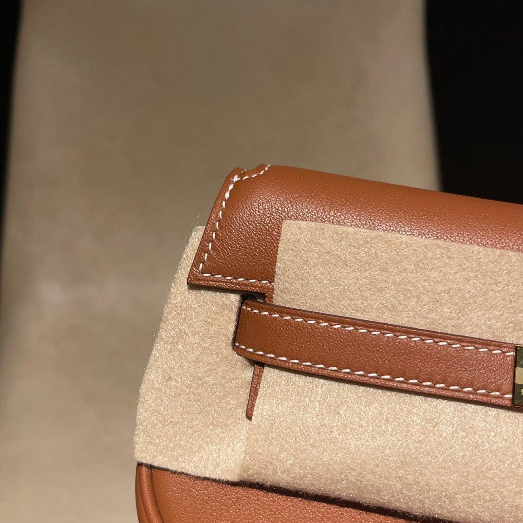 Hermès Kelly Moove Swift view 3