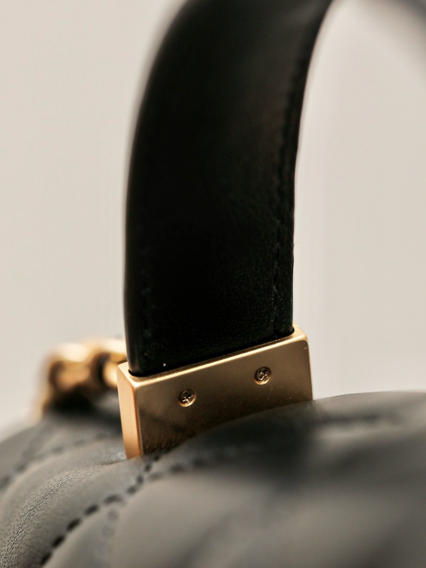 Chanel 24p Cambon Handle view 11