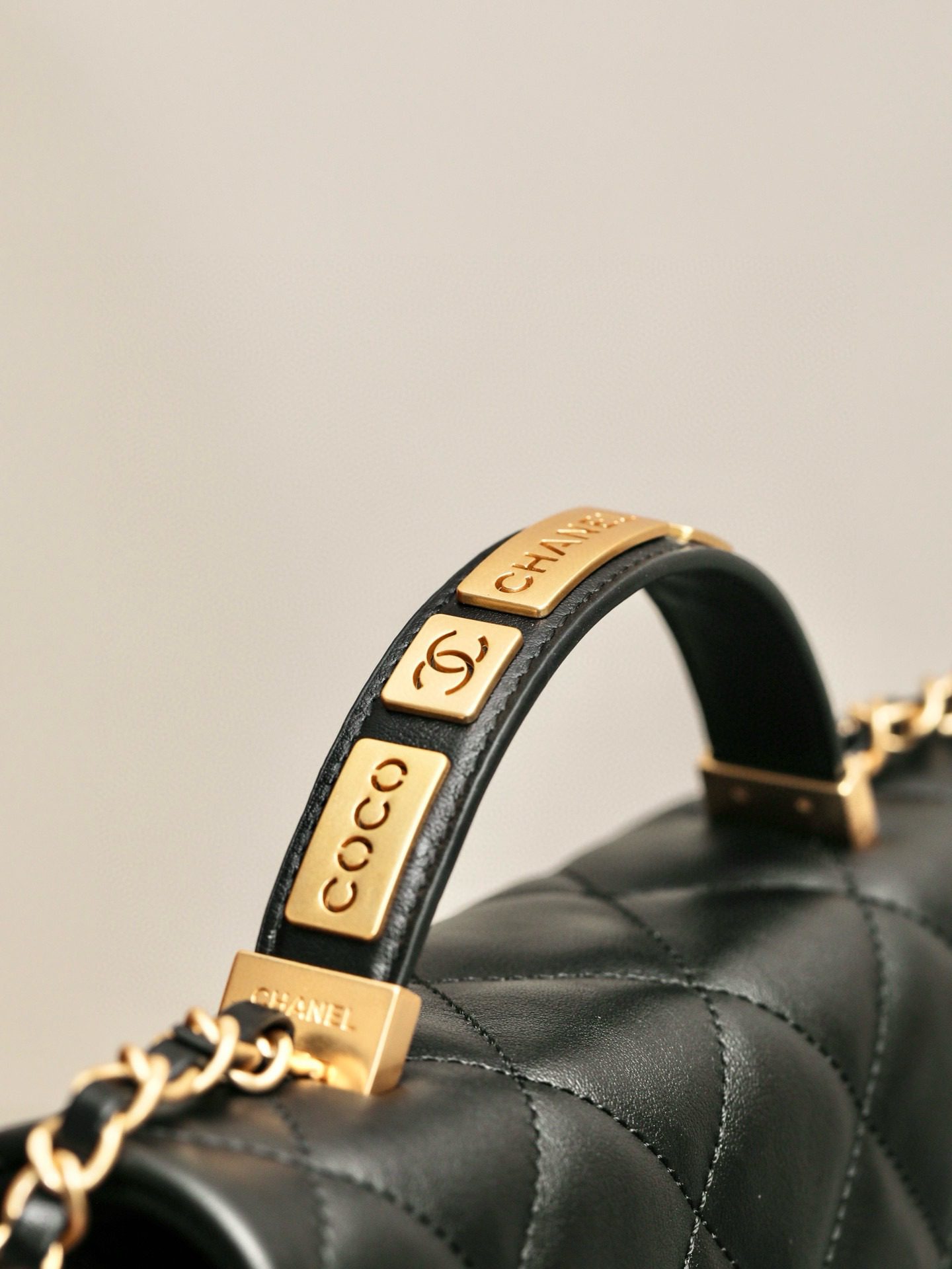Chanel 24p Cambon Handle view 7