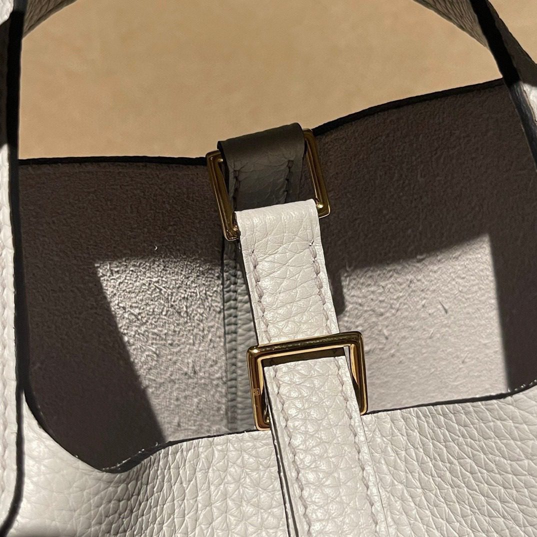 Hermès Picotin Lock 18 Clemence view 4