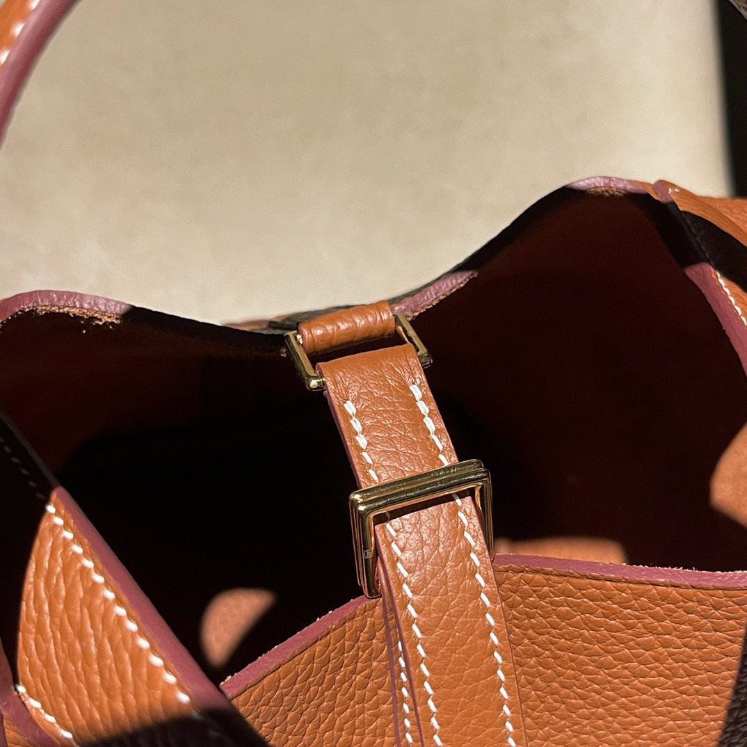 Hermès Picotin Lock 18 Clemence view 4