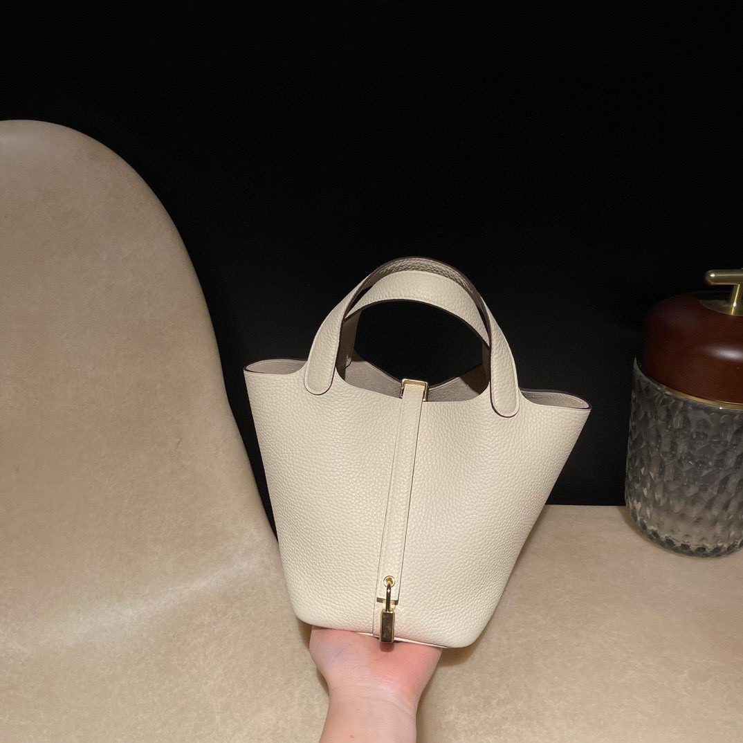 Hermès Picotin Lock 18 Clemence I2colour view 2