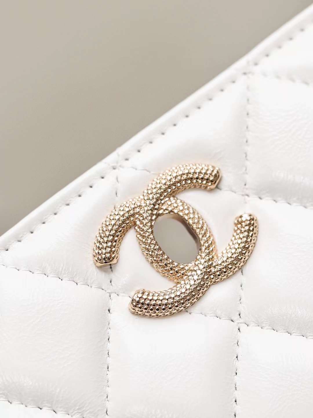 Chanel 24p Woc Kelly Bag view 5