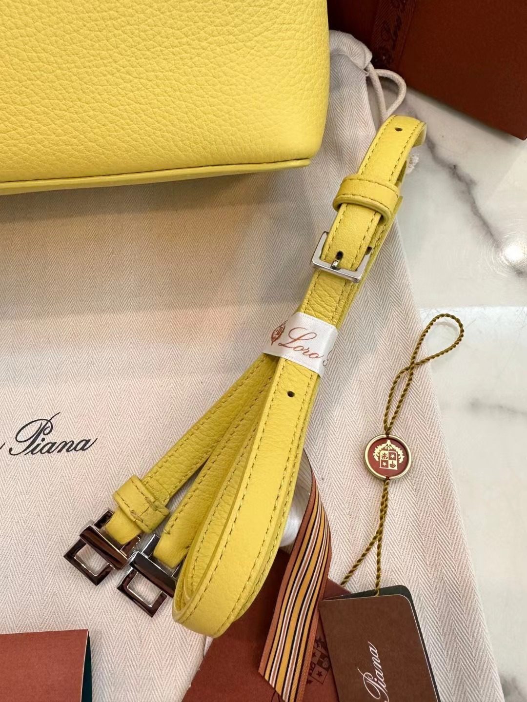 Loro Piana Extra Poket L19 view 5