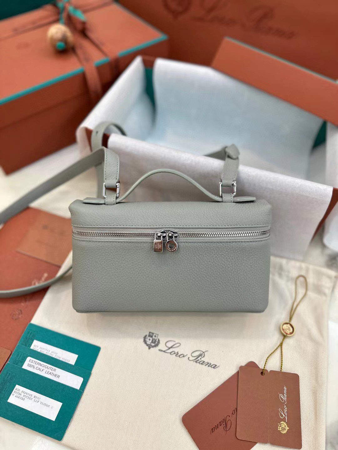 Loro Piana Extra Poket L19 view 9