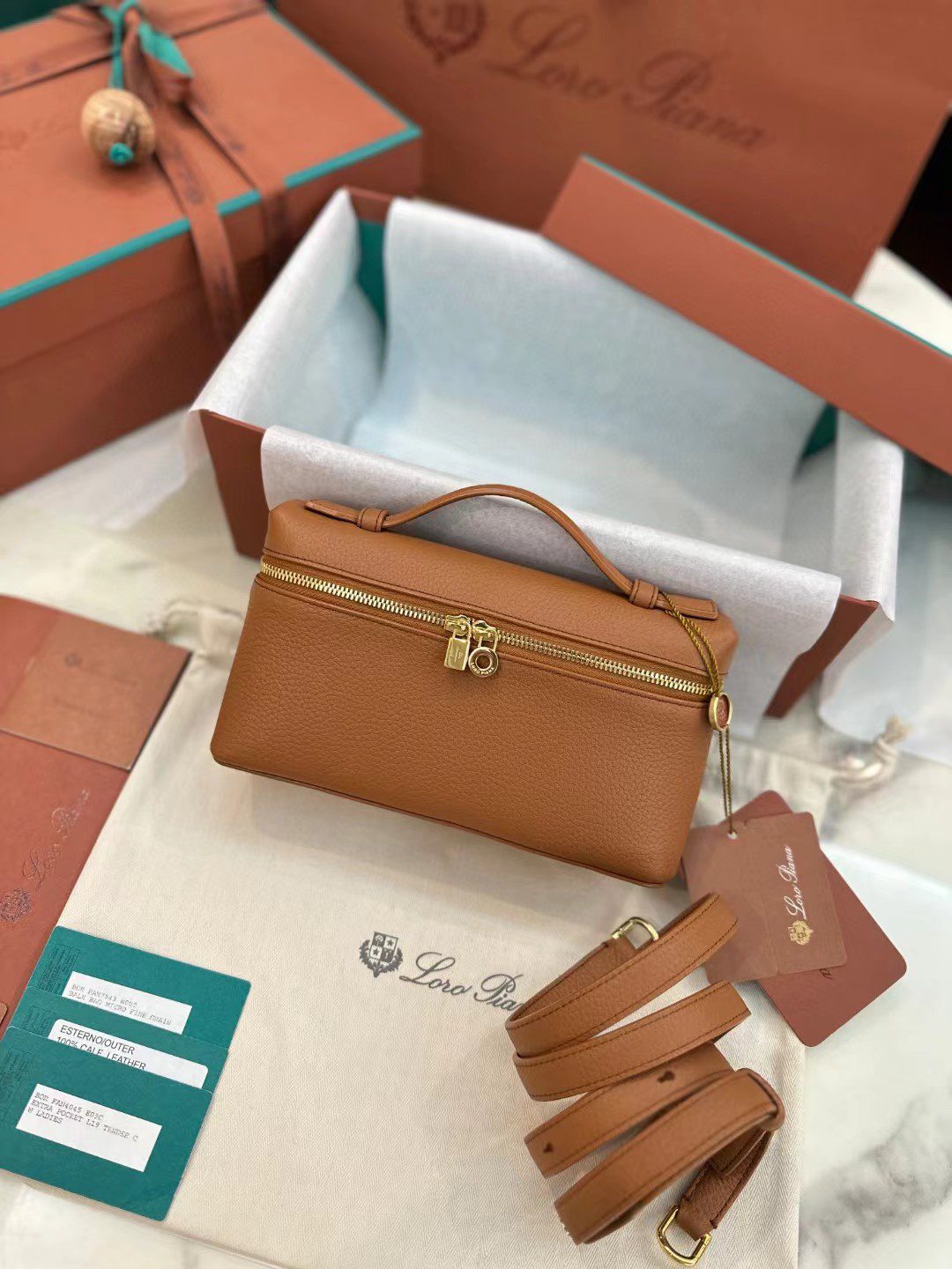 Loro Piana Extra Poket L19 view 2