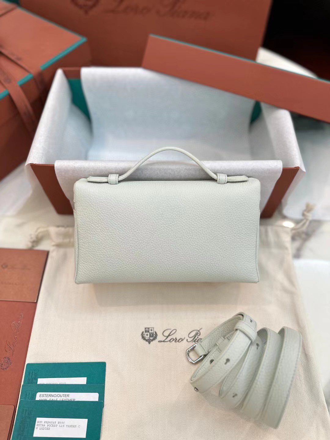 Loro Piana Extra Poket L19 view 7