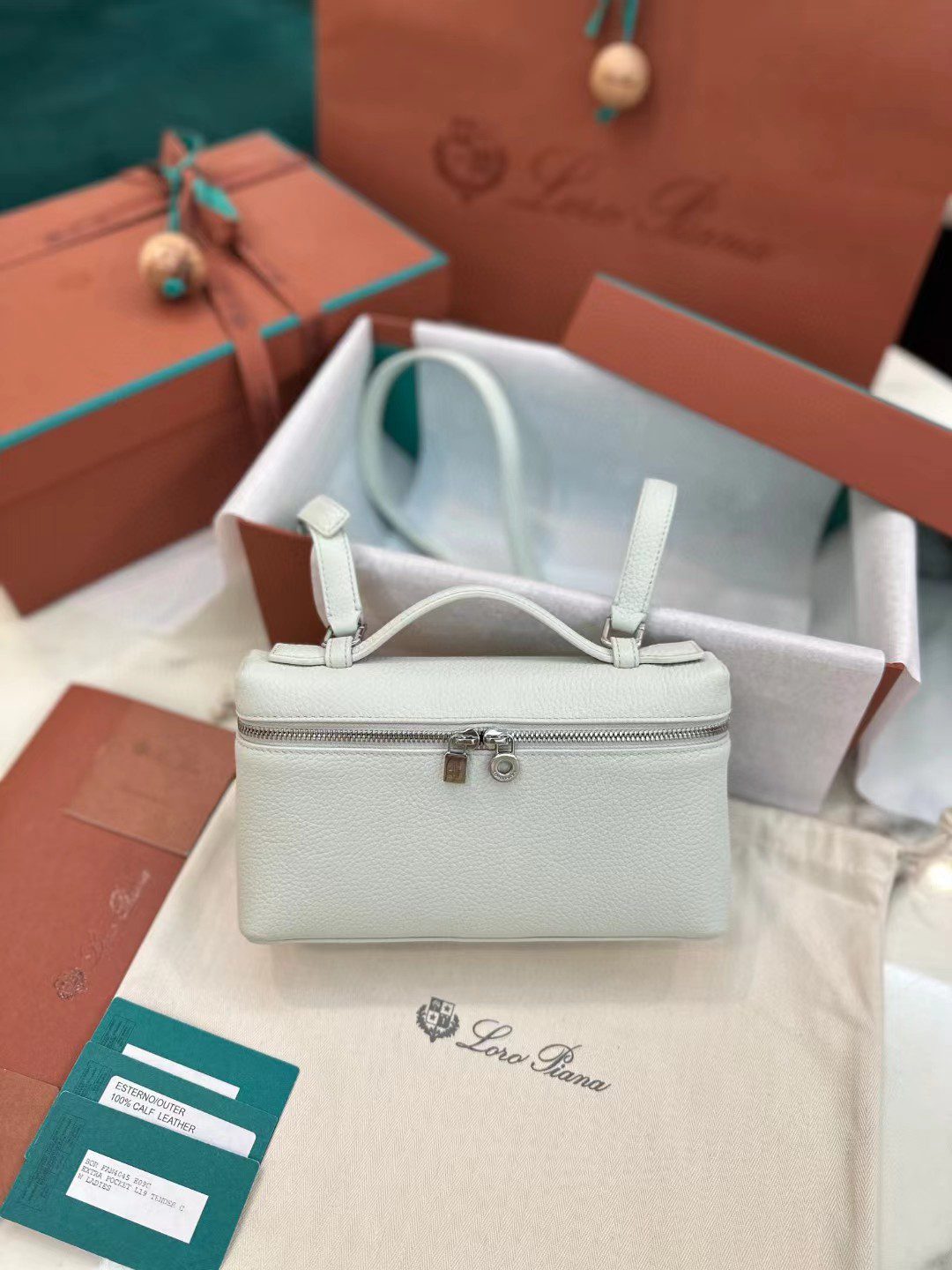 Loro Piana Extra Poket L19 view 9