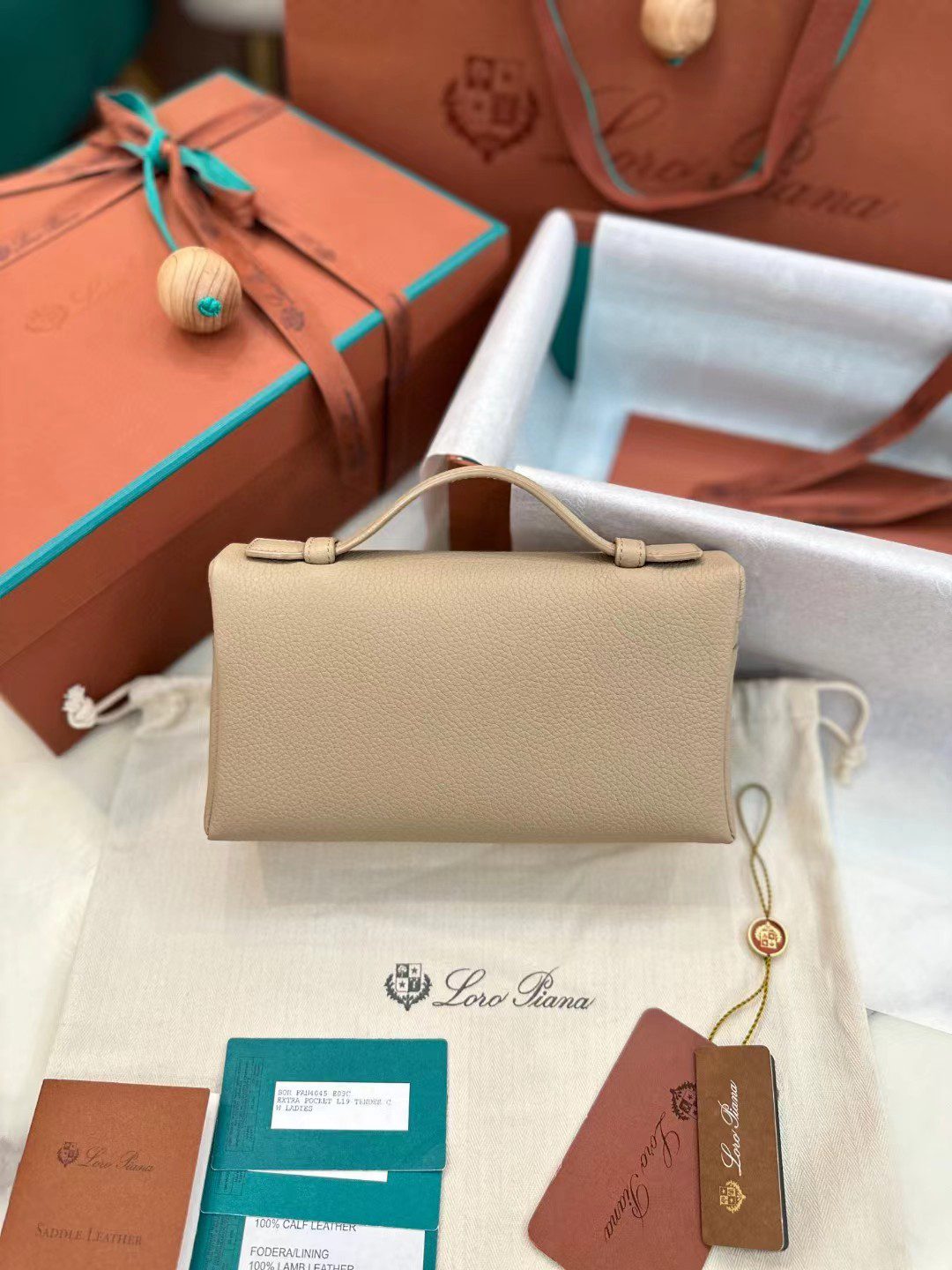 Loro Piana Extra Poket L19 view 9
