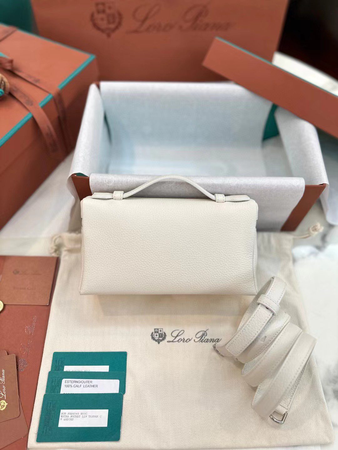 Loro Piana Extra Poket L19 view 6