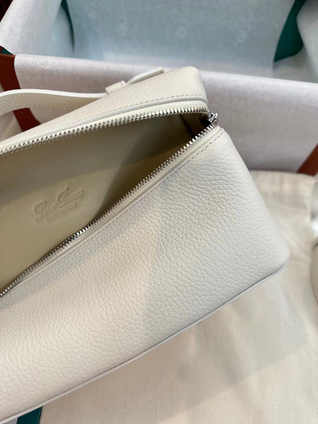 Loro Piana Extra Poket L19 view 8