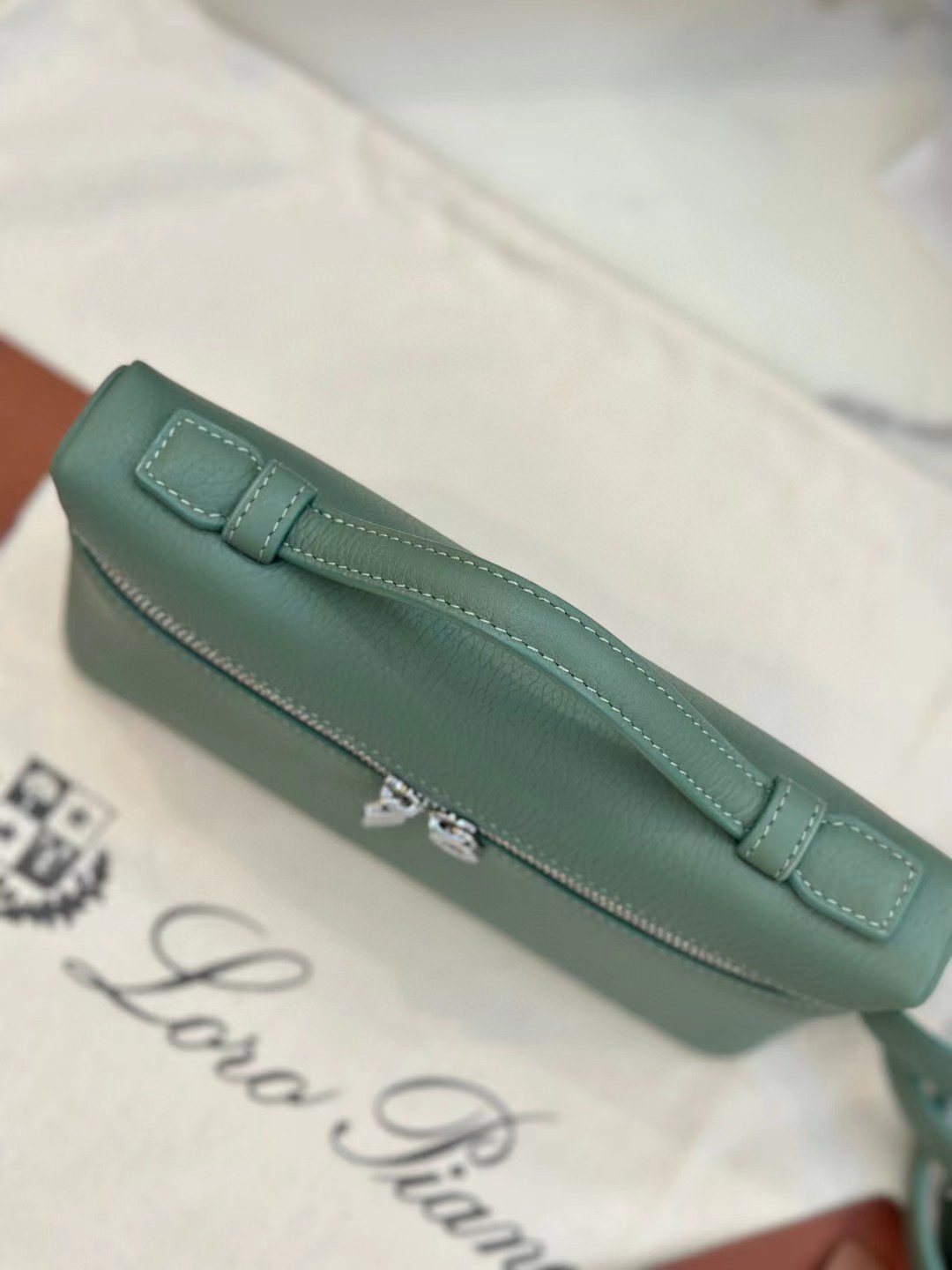 Loro Piana Extra Poket L19 view 5