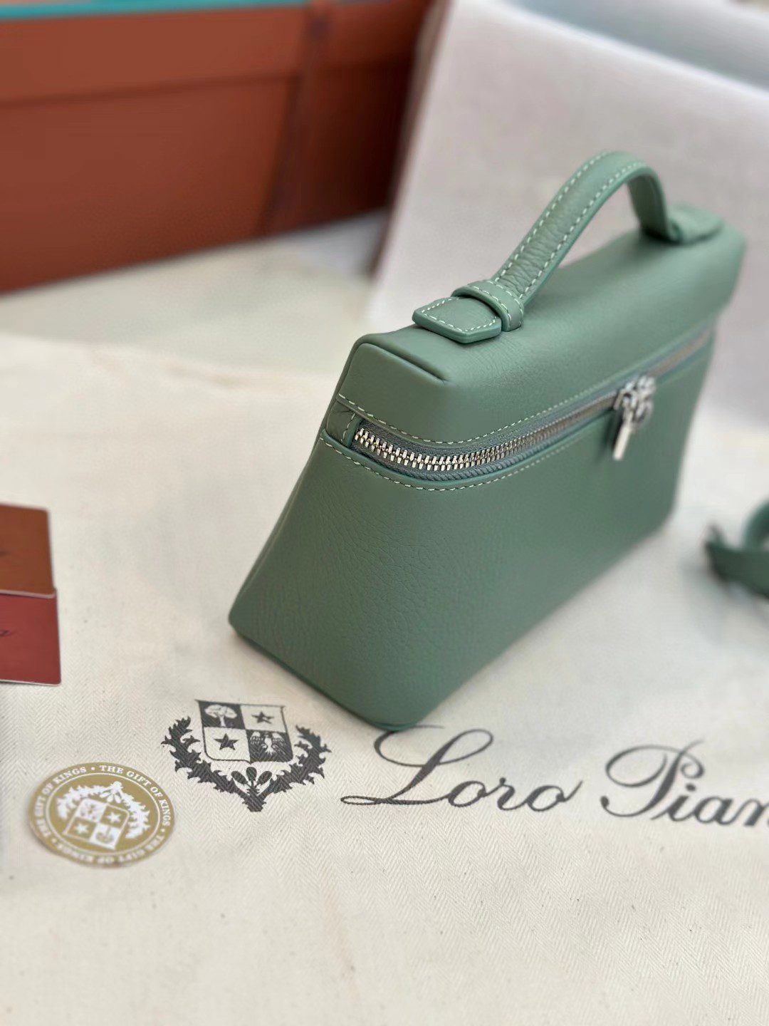 Loro Piana Extra Poket L19 view 6