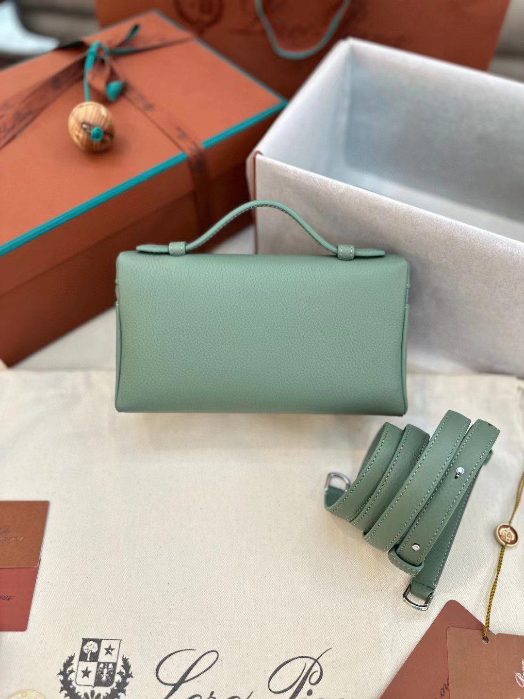 Loro Piana Extra Poket L19 view 7