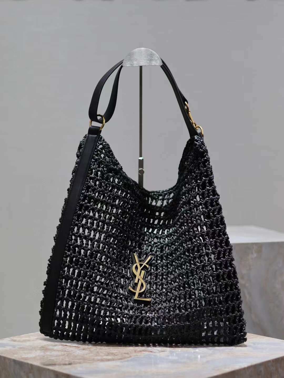 Saint Laurent OXALIS shopping bag view 2
