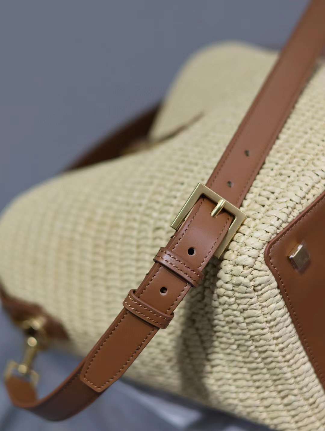 Saint Laurent LE 37 Woven bucket bag view 5