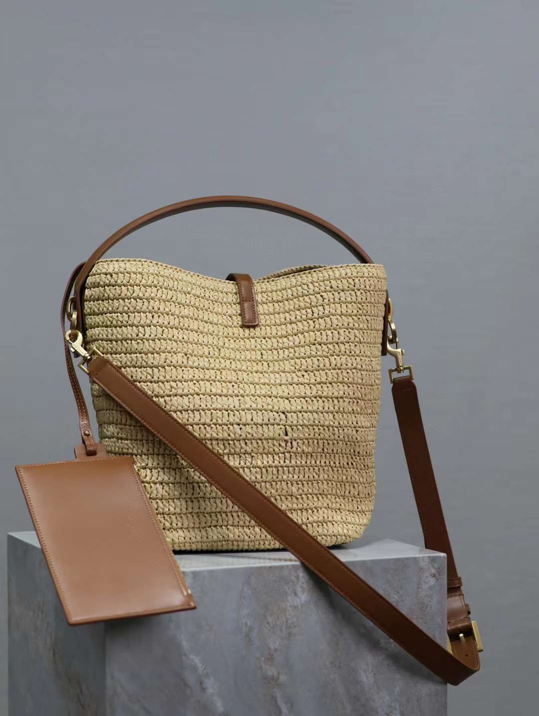 Saint Laurent LE 37 Woven bucket bag view 8