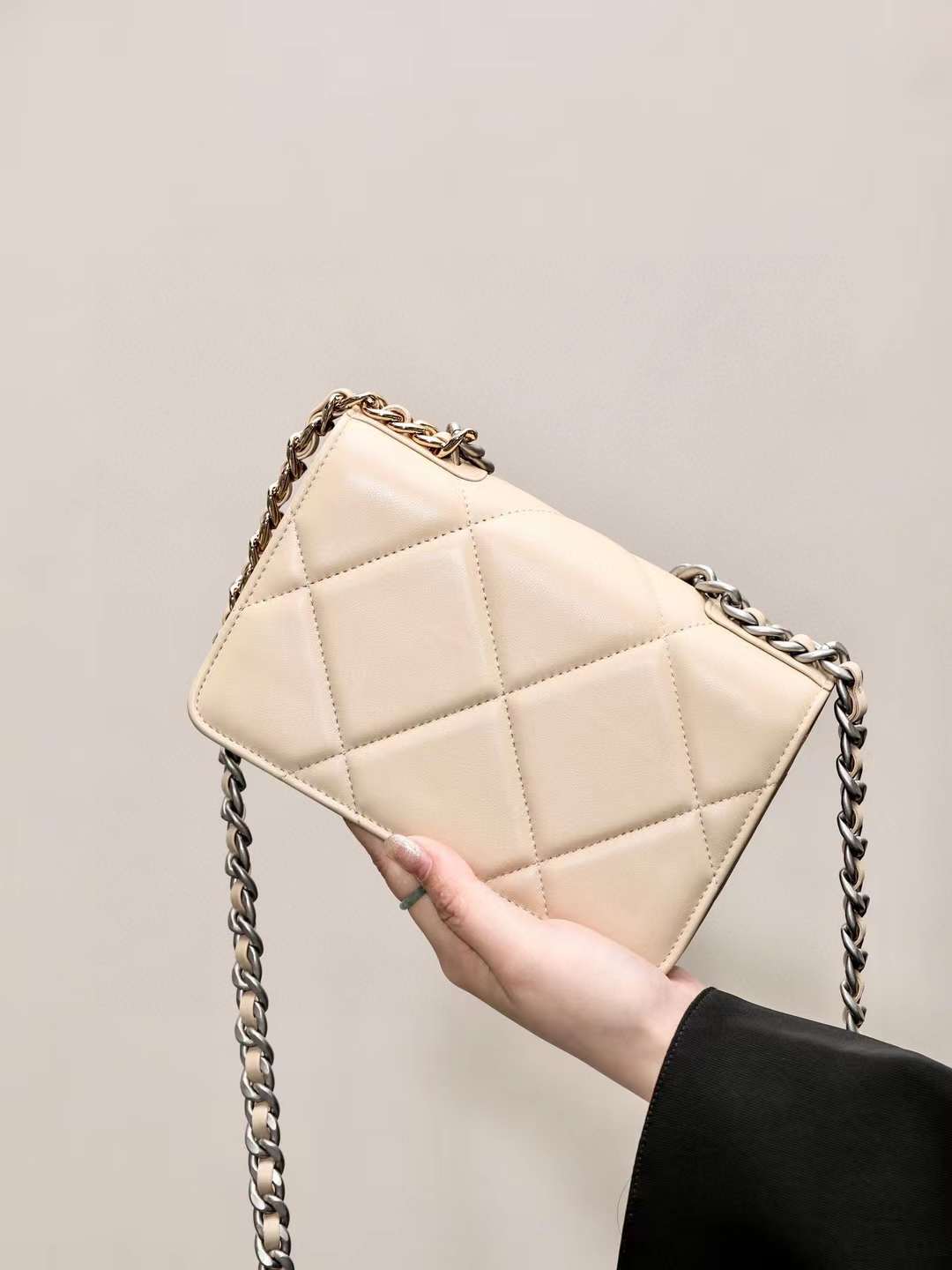 Chanel classics 19 woc view 2