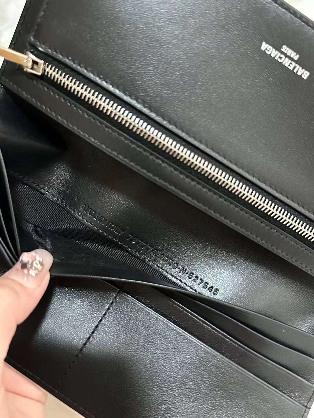 Balenciaga Air ticket PASSPORT purse view 9