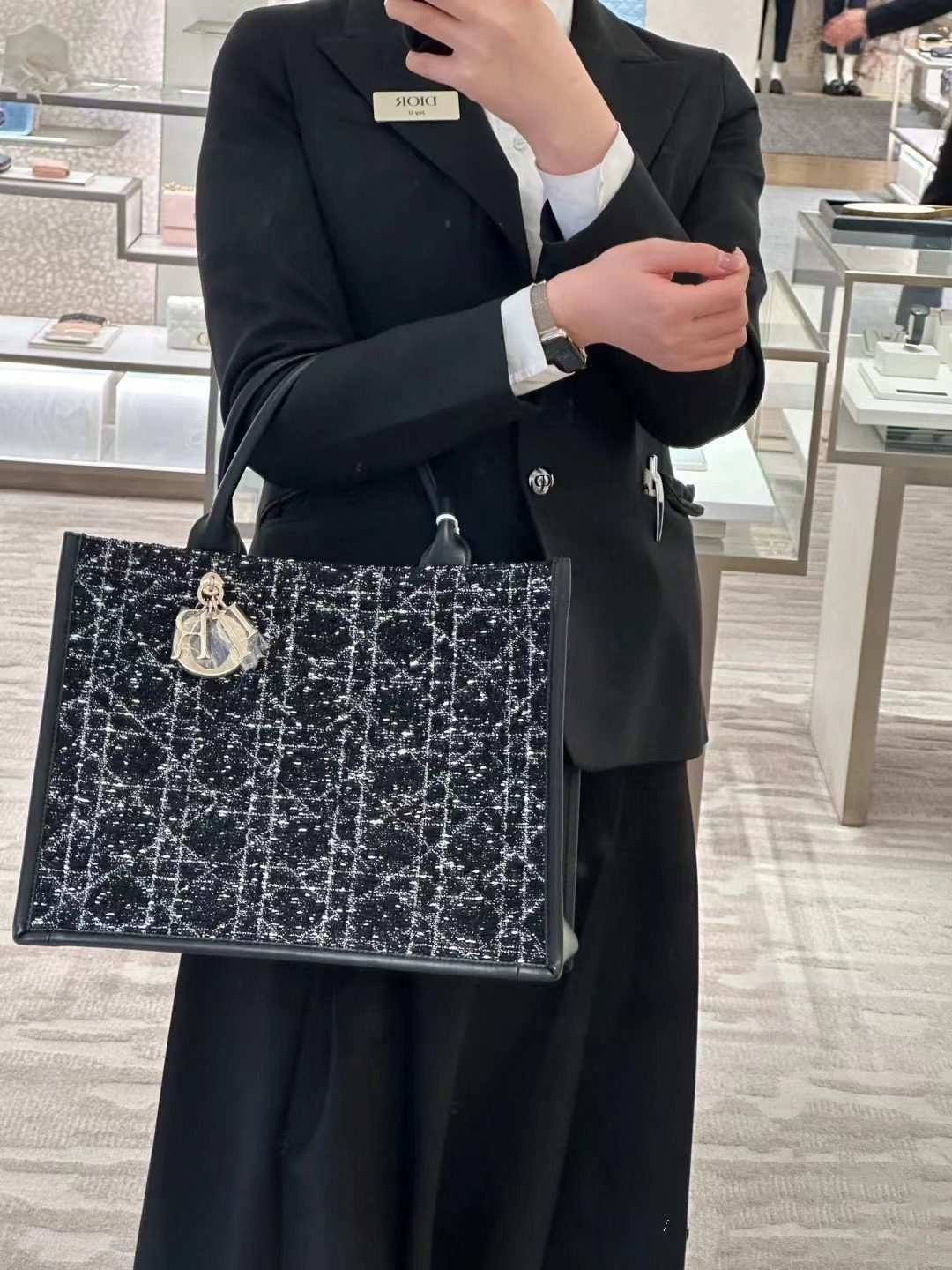 Dior Book Tote 24 Bag view 2