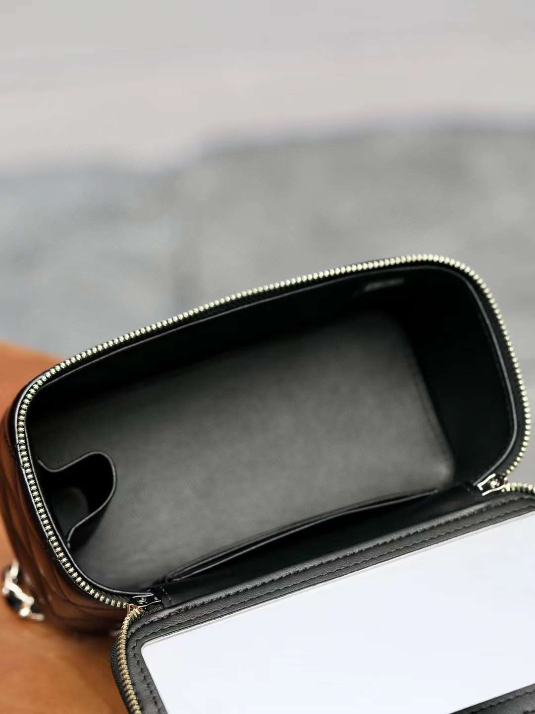 Chanel 24P Pearl makeup case bag view 4