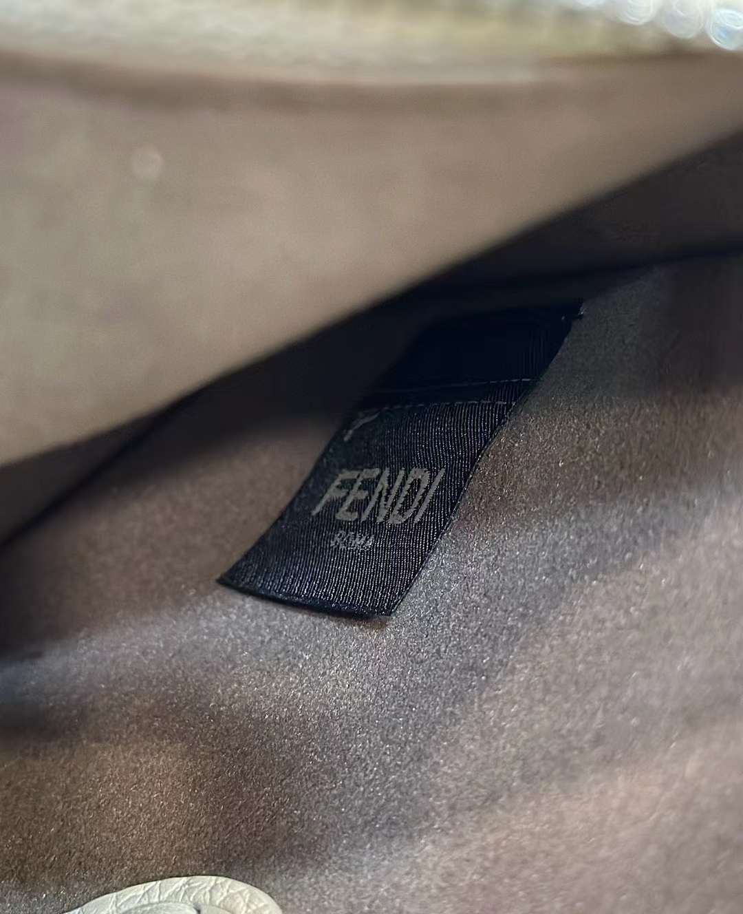 Fendi NEW MINI Underarm bag view 8