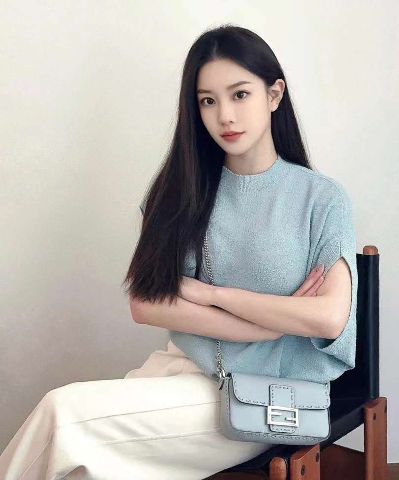Fendi Handmade baguette bag view 8