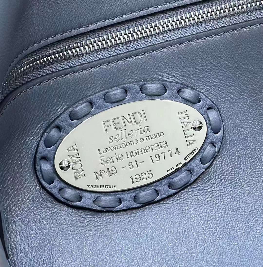 Fendi Handmade baguette bag view 4