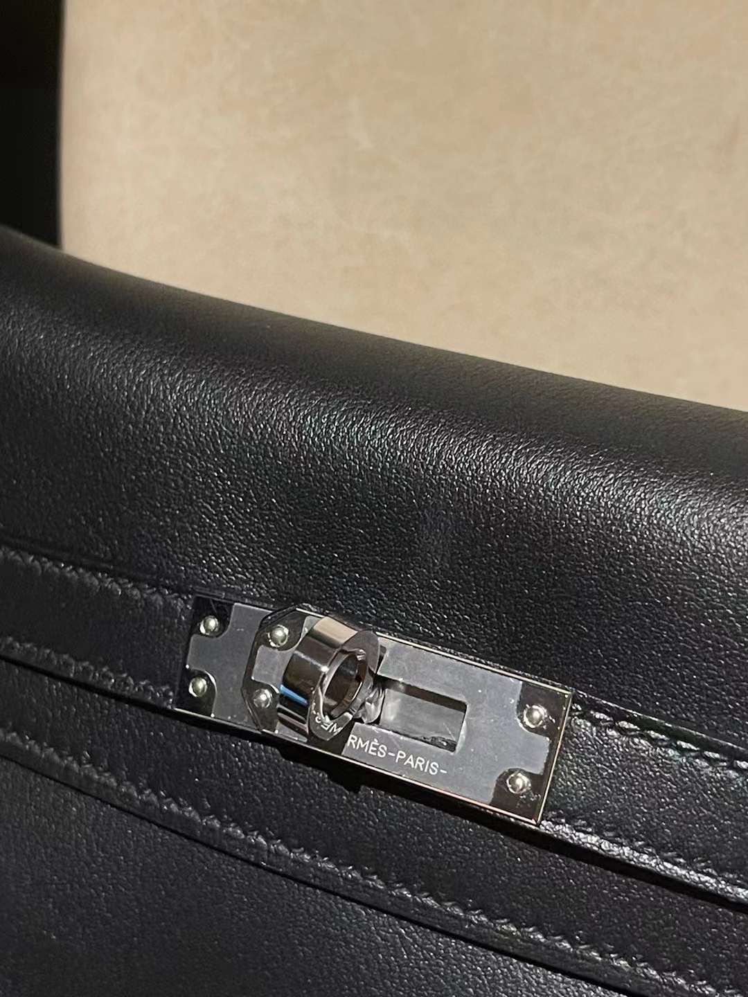 Hermès new-kelly moove bag view 3