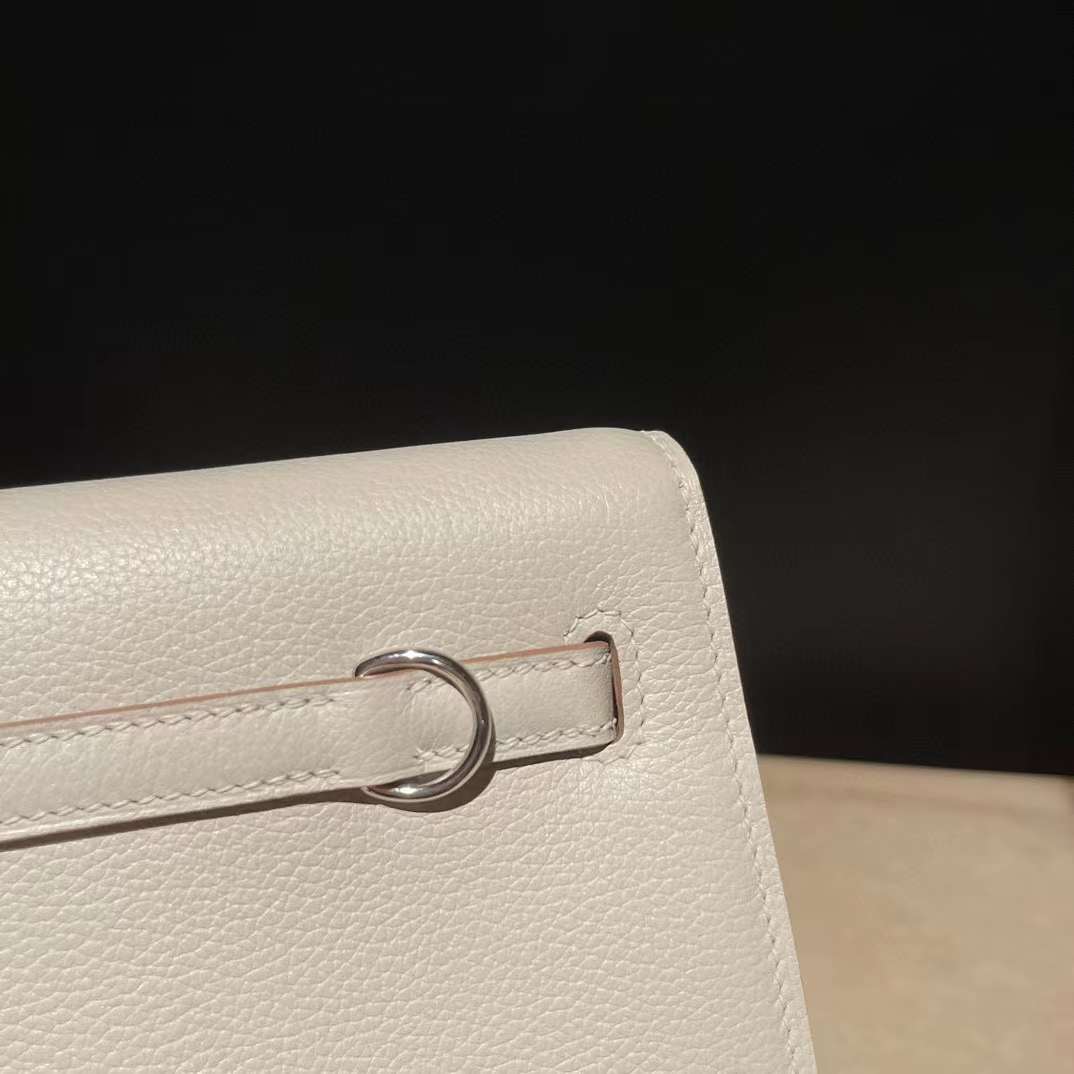 Hermès Kelly dance bag view 5