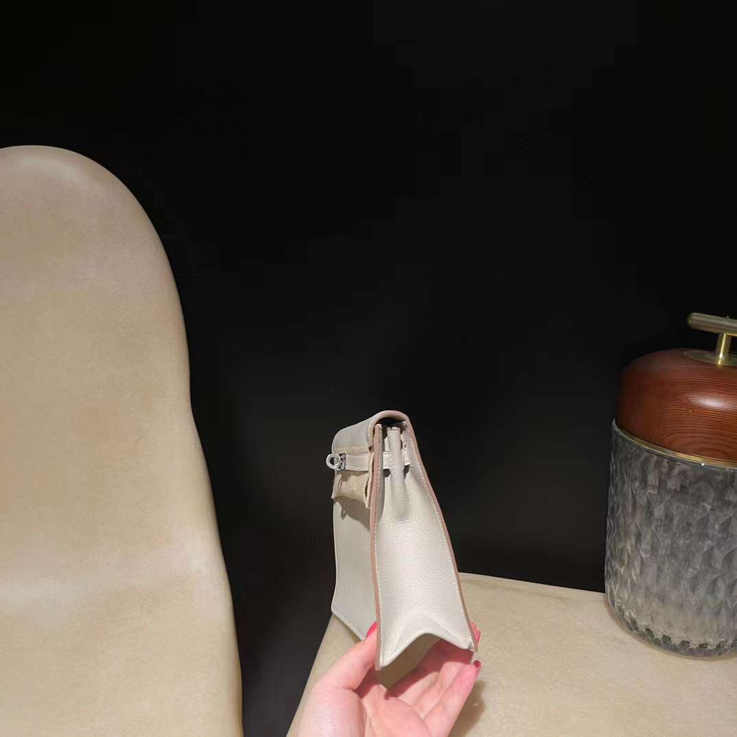 Hermès Kelly dance bag view 6