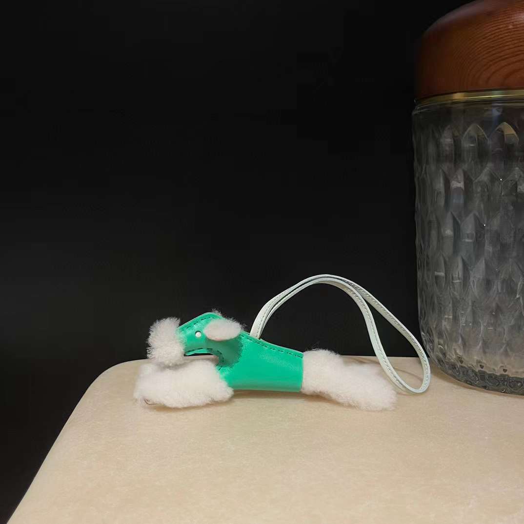 Hermès Budy puppy pendant view 7