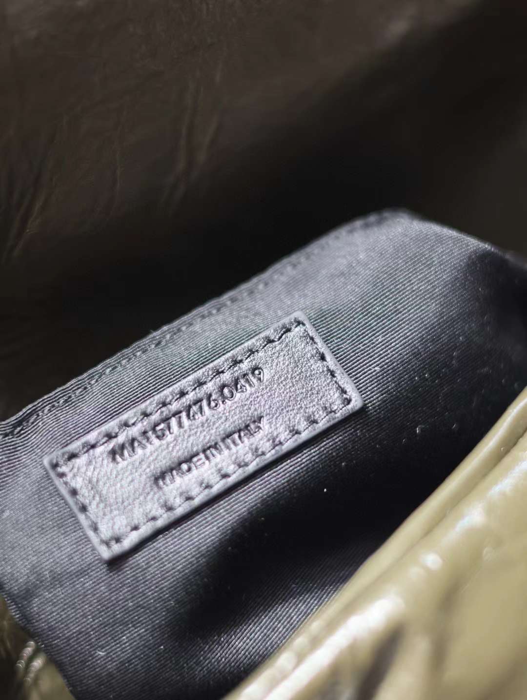 Saint Laurent Loulou Puffer Double chain bag view 7