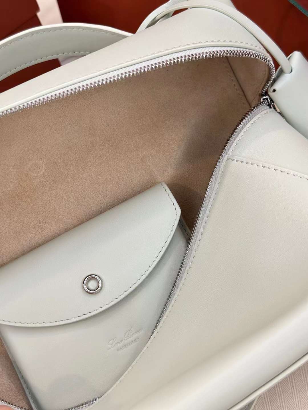 Loro Piana 27 Extra bag view 5