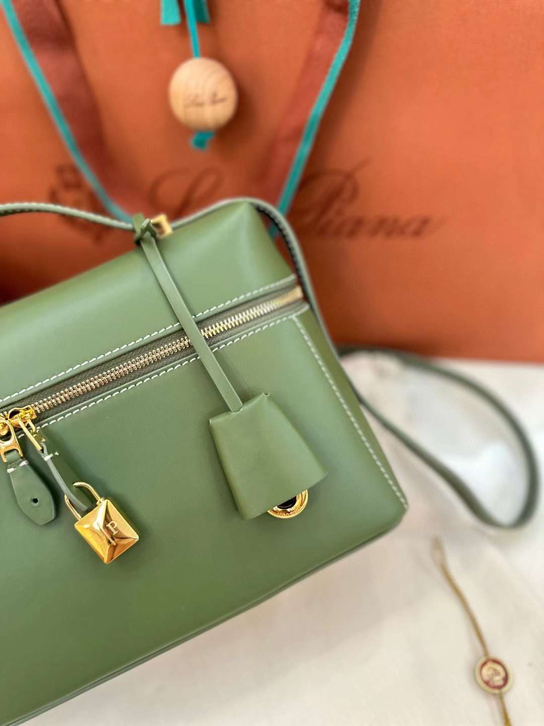 Loro Piana L27 Extra bag view 2
