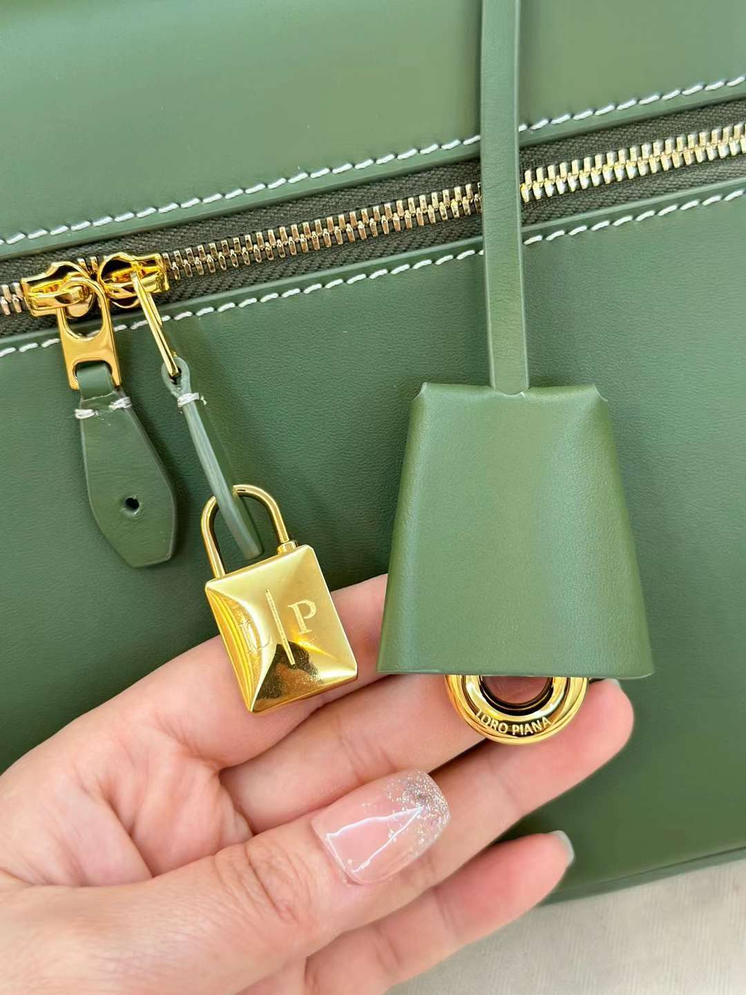 Loro Piana L27 Extra bag view 3