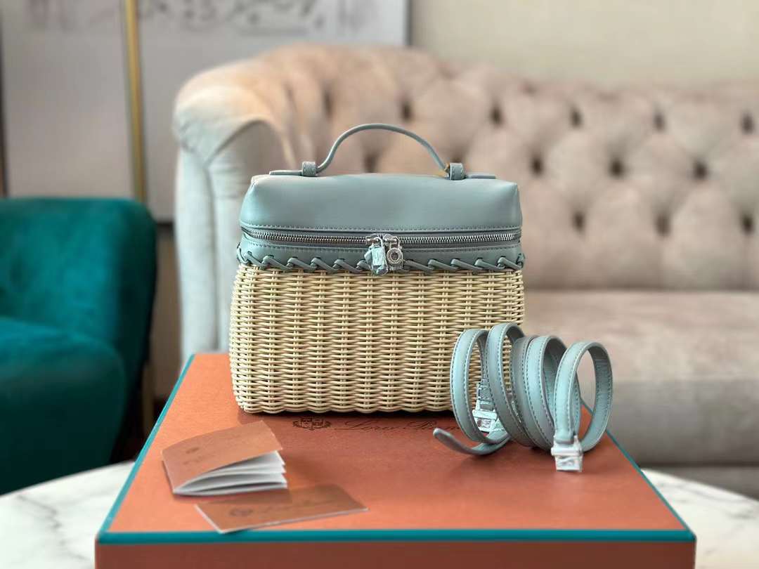 Loro Piana extrapocket Bamboo bag view 1