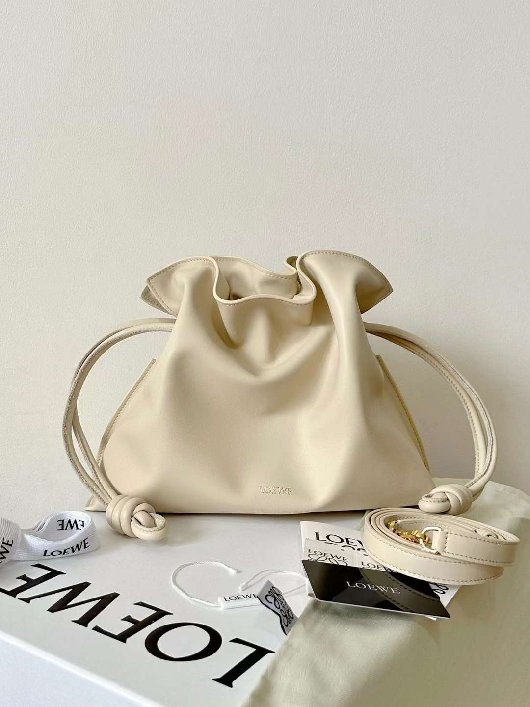 Loewe flamenco bag view 1
