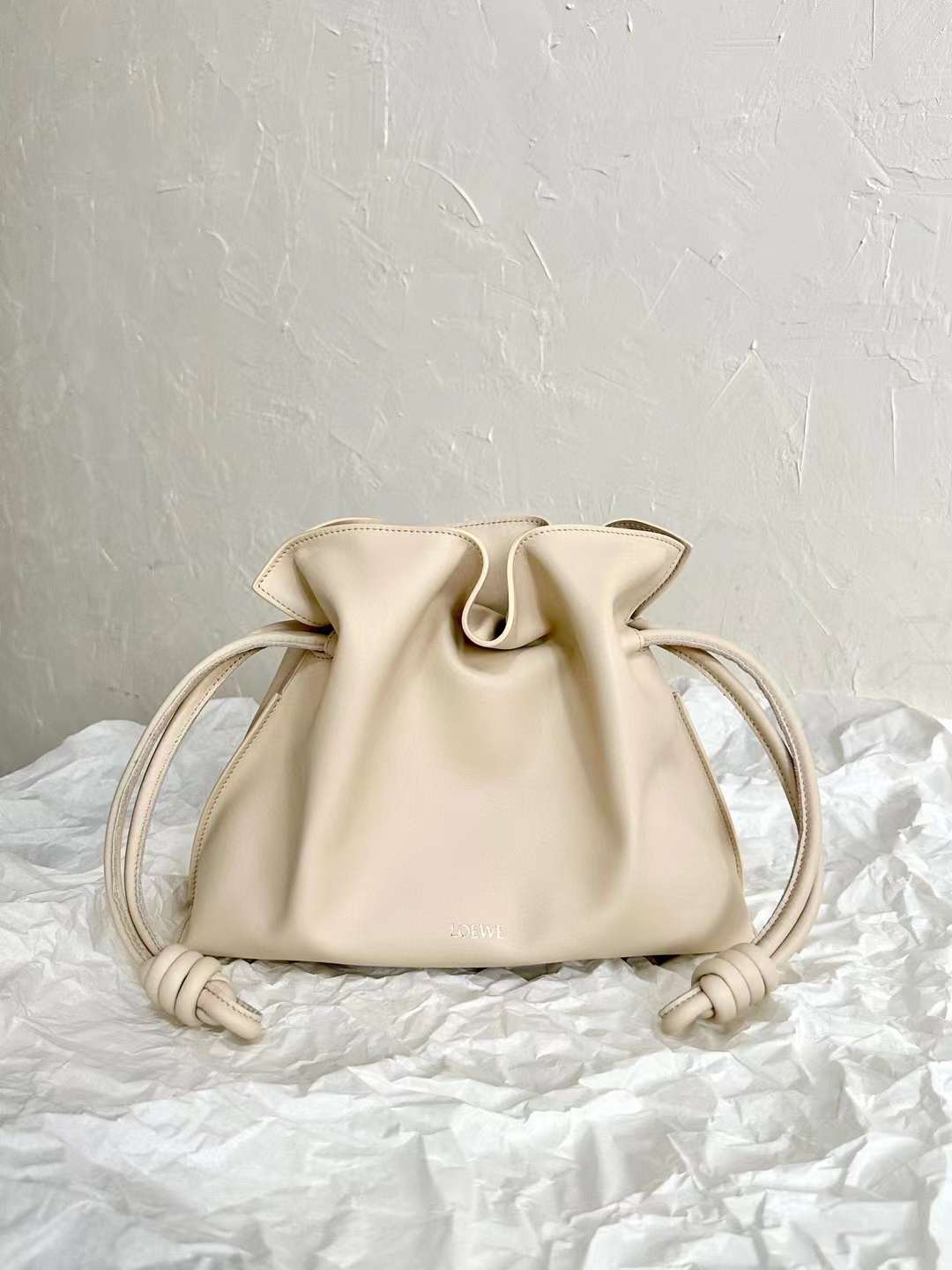 Loewe flamenco bag view 3