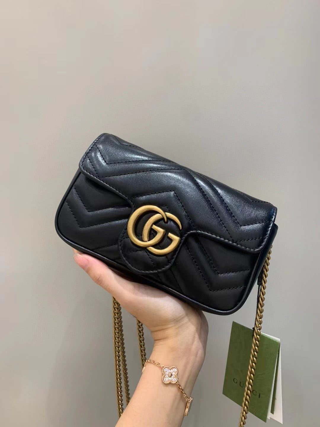 Gucci GG Marmont Bag view 2