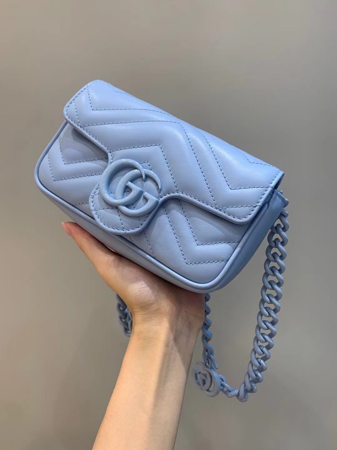Gucci GG Marmont Bag view 4