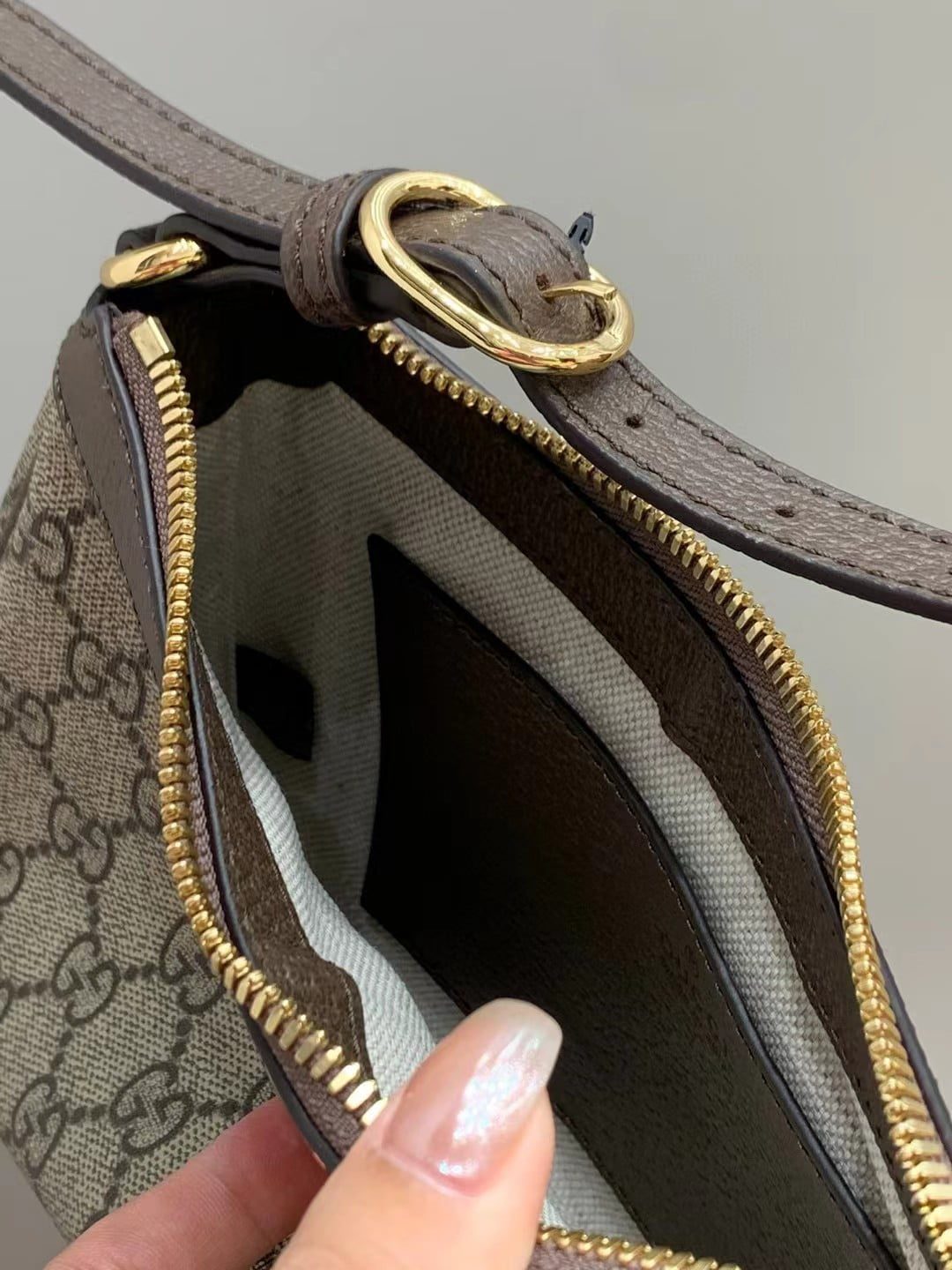Gucci Ophidia Small Handbag view 5