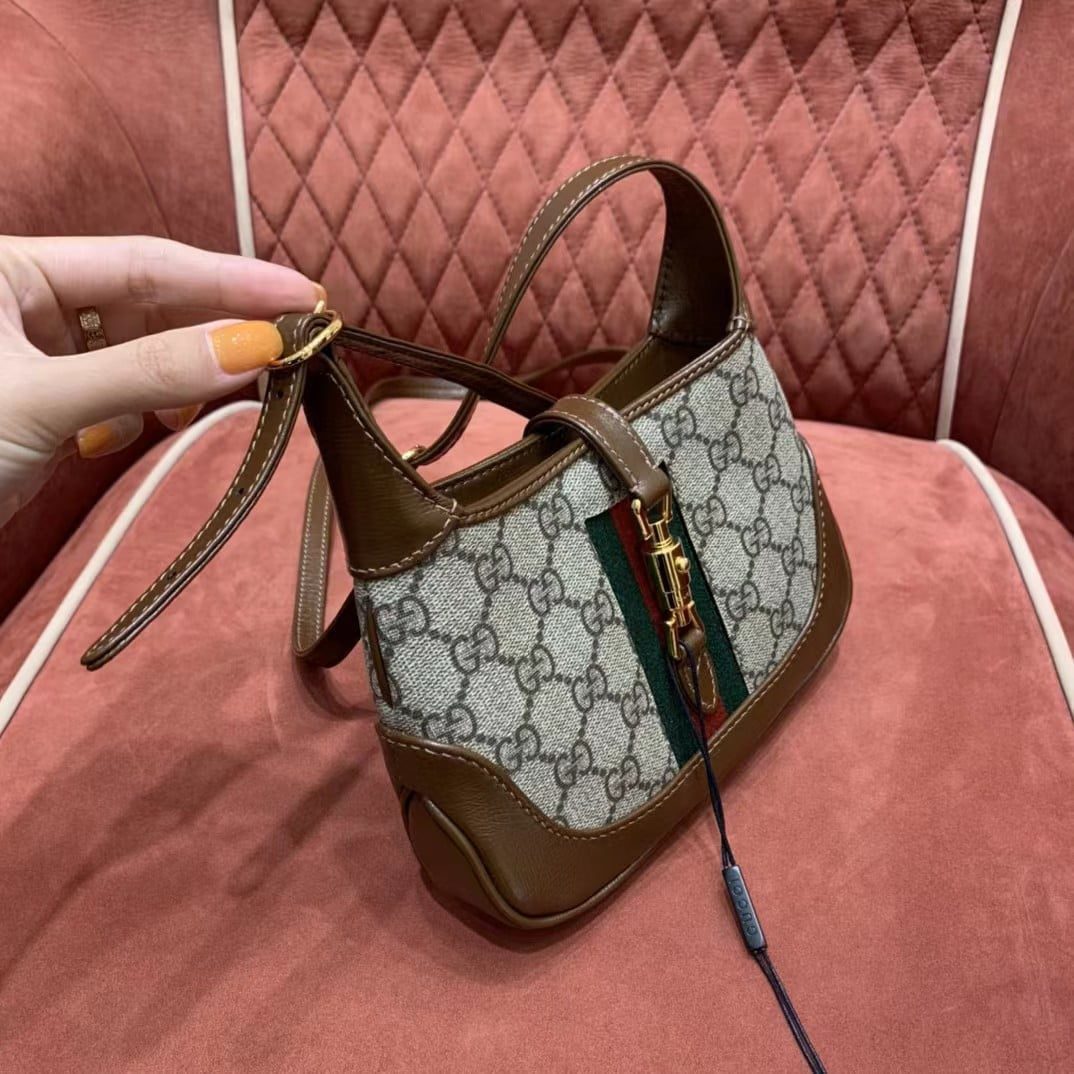 Gucci Jackie 1961 Shoulder Bag view 12