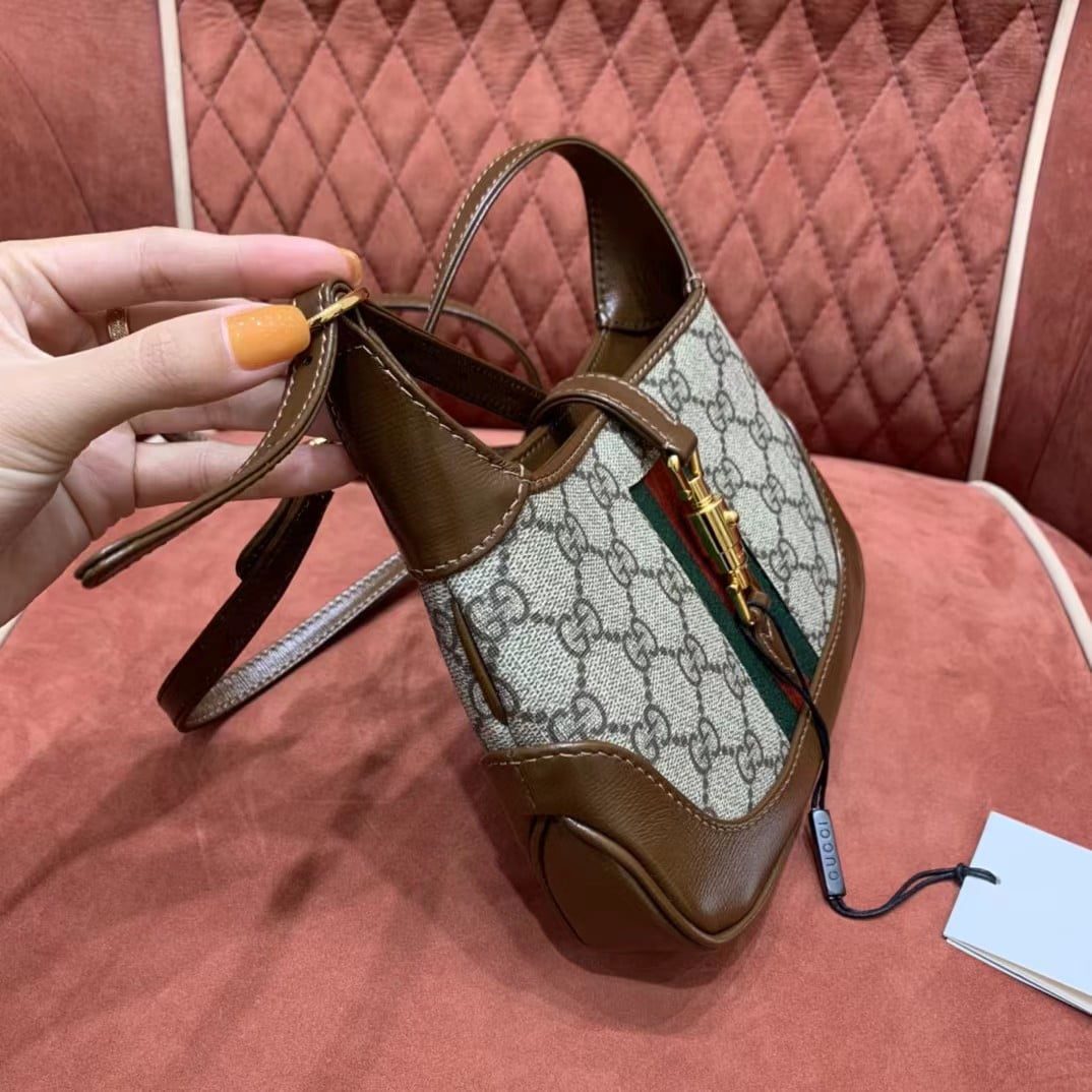 Gucci Jackie 1961 Shoulder Bag view 16